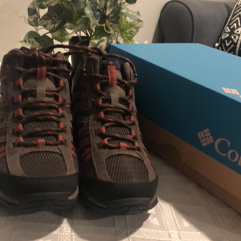 Columbia Shoes